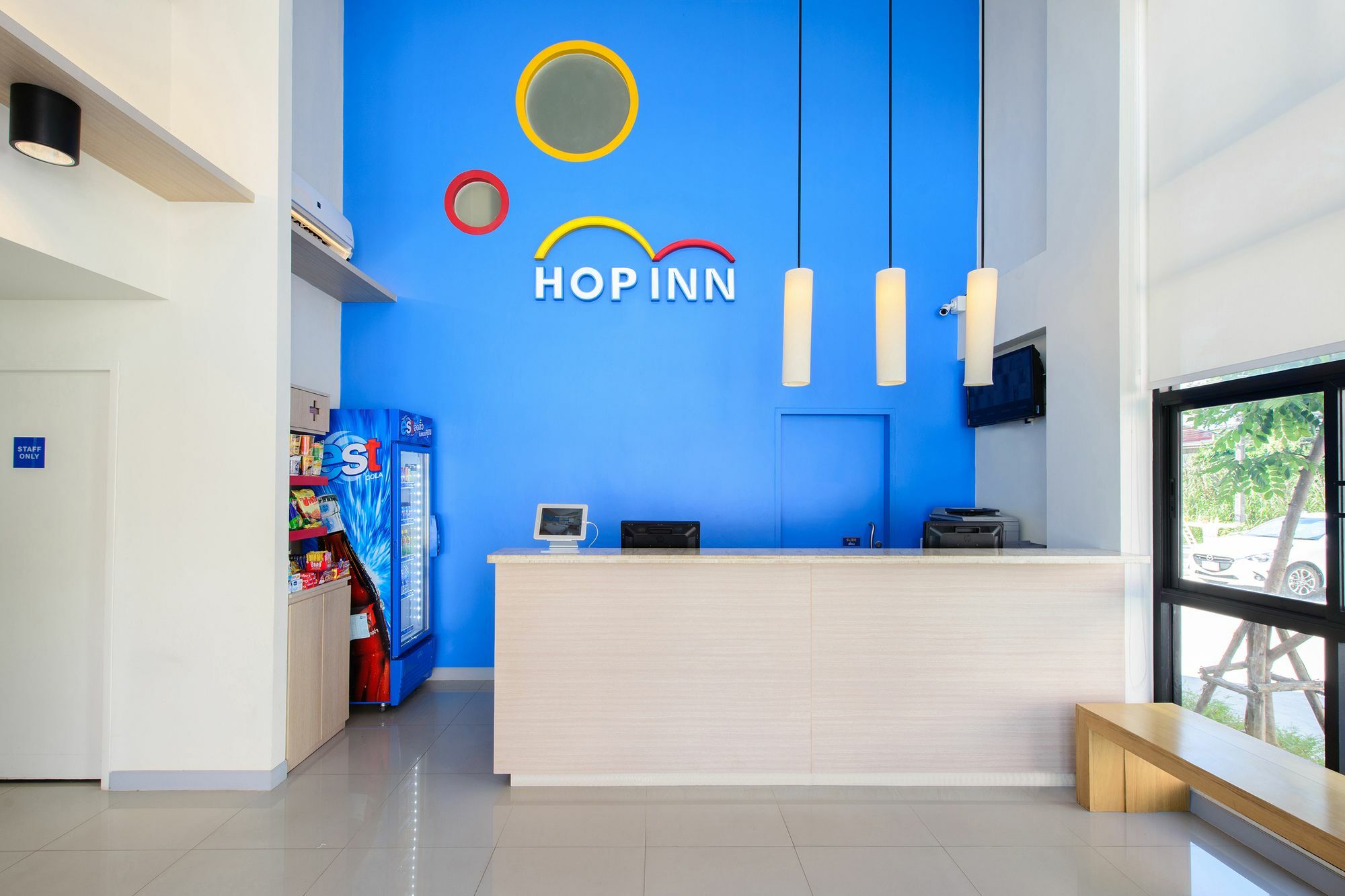Hop Inn Чианграй Экстерьер фото